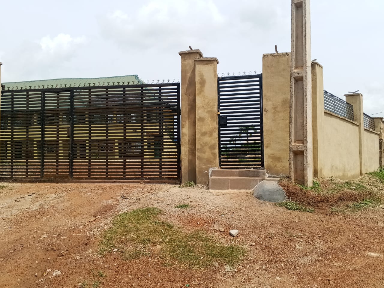 Secure Main Entrance & Gate
